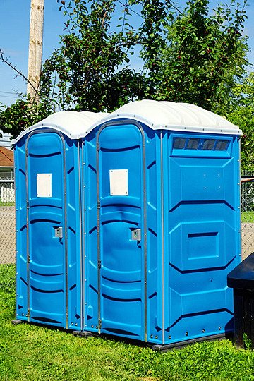 Deluxe portable toilet rental Tampa